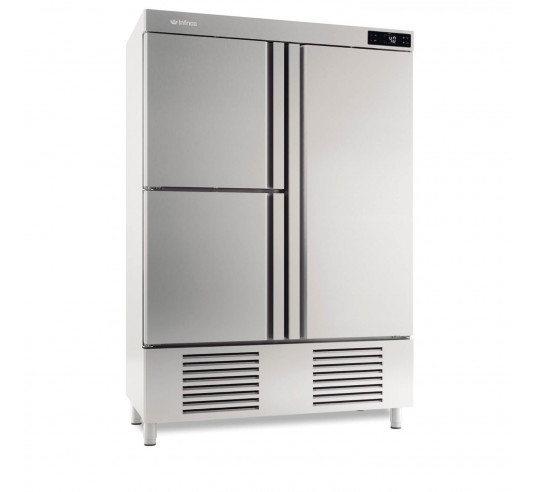 NATIONAL FREEZER CUPBRD. 139 X 70 3 DOOR
